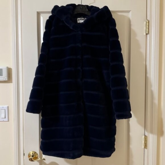 Apparis Celina Coat - Picture 1 of 12